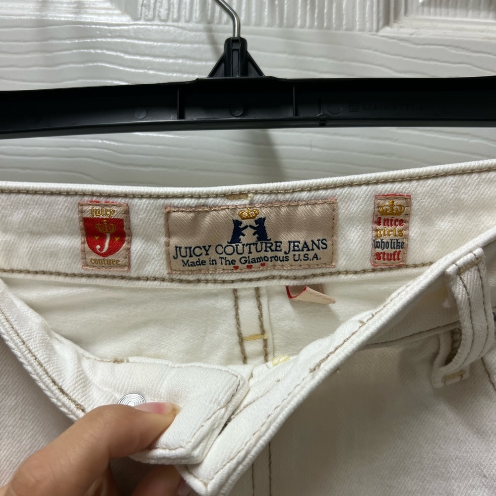 juicy couture white mini skirt, size 32